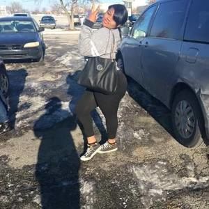 Meet your Posher, Pebbles